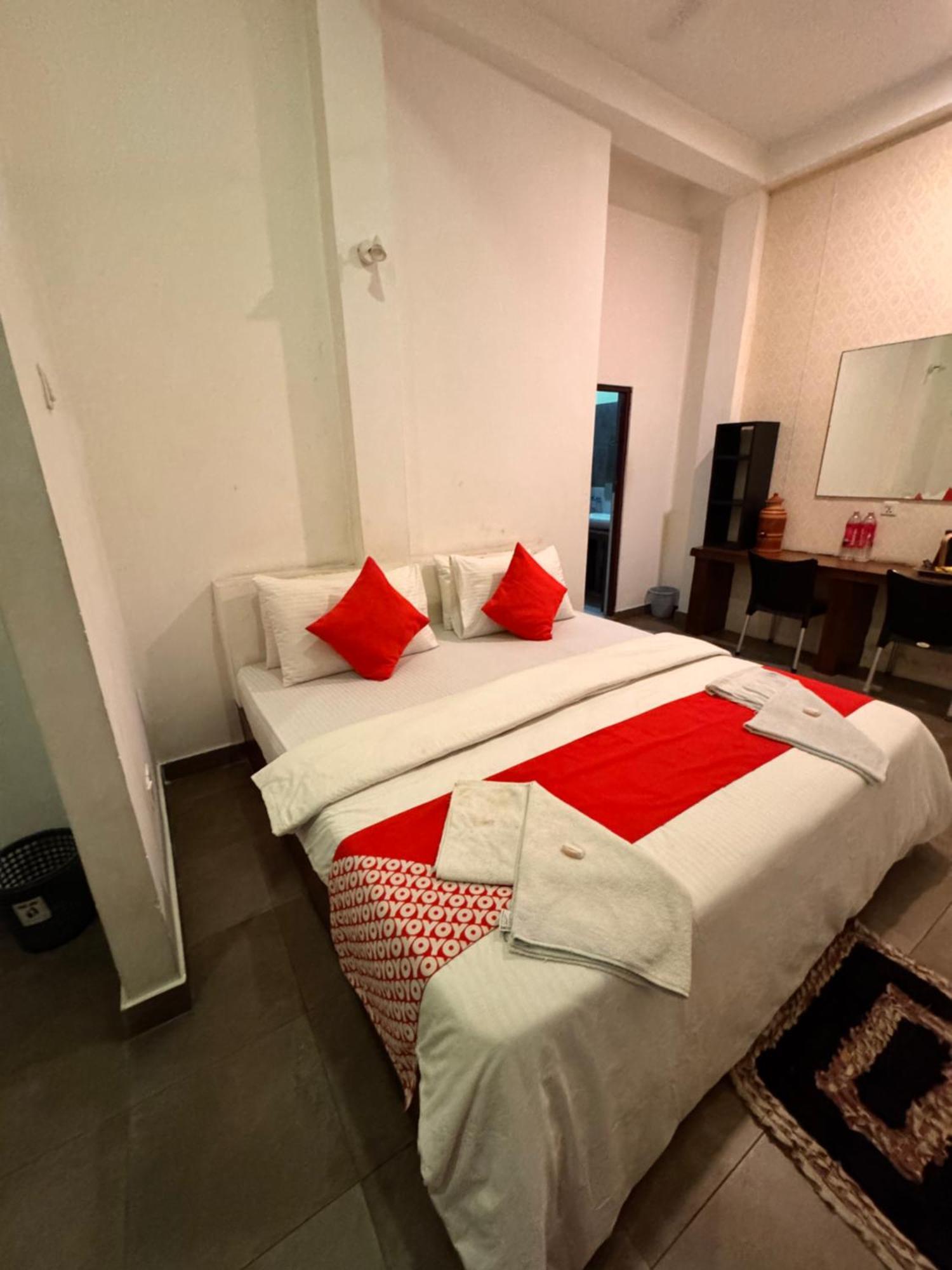 Airport Transit Kings Hotel Katunayaka Ngoại thất bức ảnh