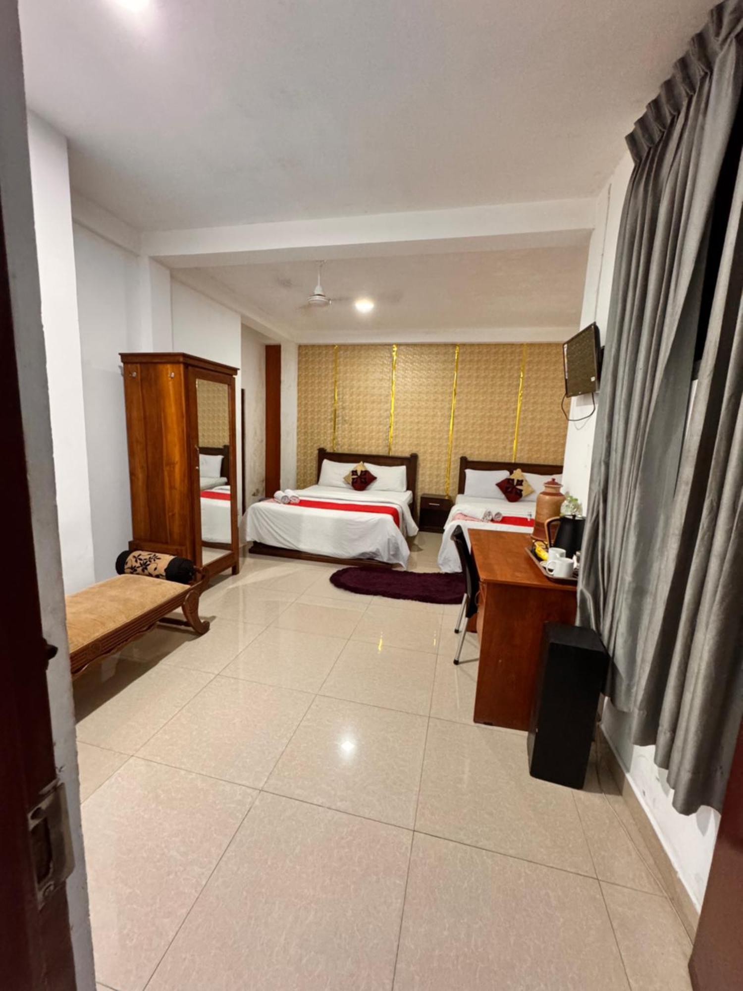 Airport Transit Kings Hotel Katunayaka Ngoại thất bức ảnh