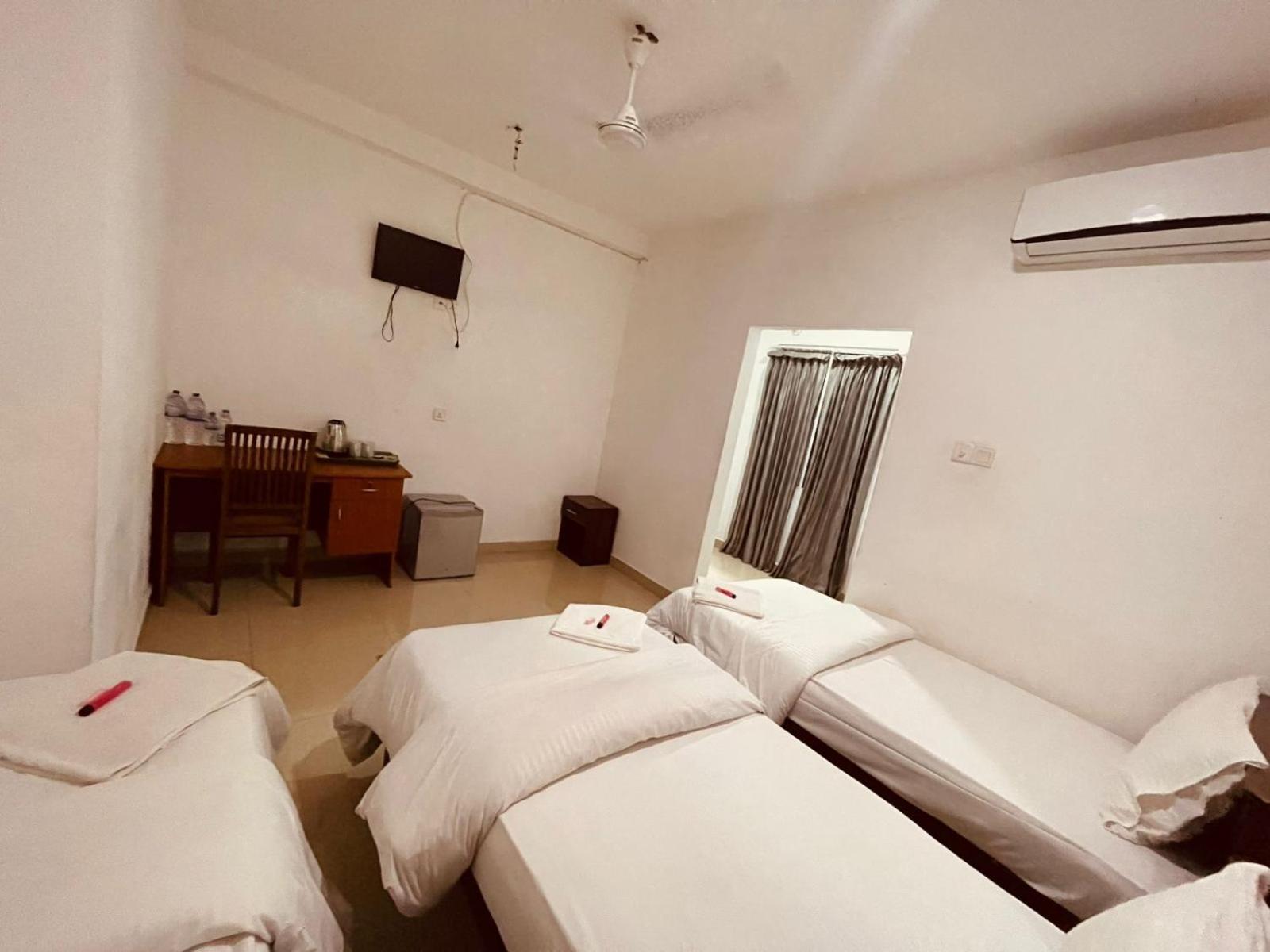 Airport Transit Kings Hotel Katunayaka Ngoại thất bức ảnh